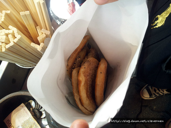 김해맛집 : 짱구네호떡 - 쌀쌀한 날에는 호떡 하나 ! 호호 불어가며 먹어야죠
