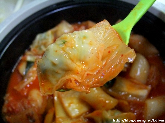 차린거 없이~. 칭찬받는 메뉴- 떡볶이 김치찌개