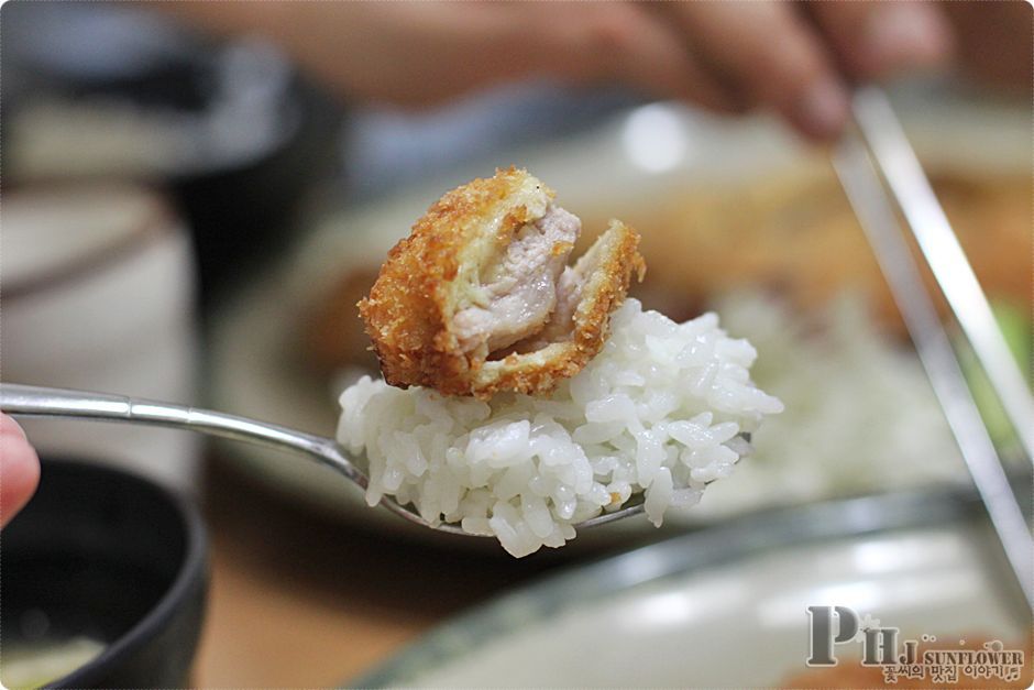 강남맛집-이렇게 두꺼운 돈가스는 처음이야.맛까지 좋은-한성돈가스