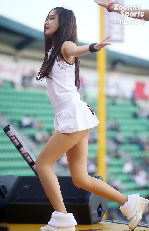 두산 베어스 김한슬 치어리더