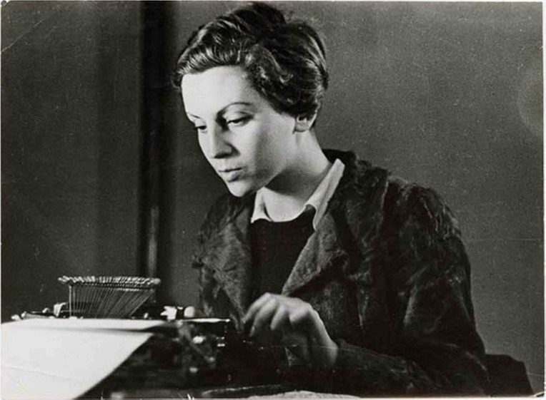 세계 최초의 여성 전쟁 사진 작가였던 게르다 타로 -World first female war photographer Gerda Taro