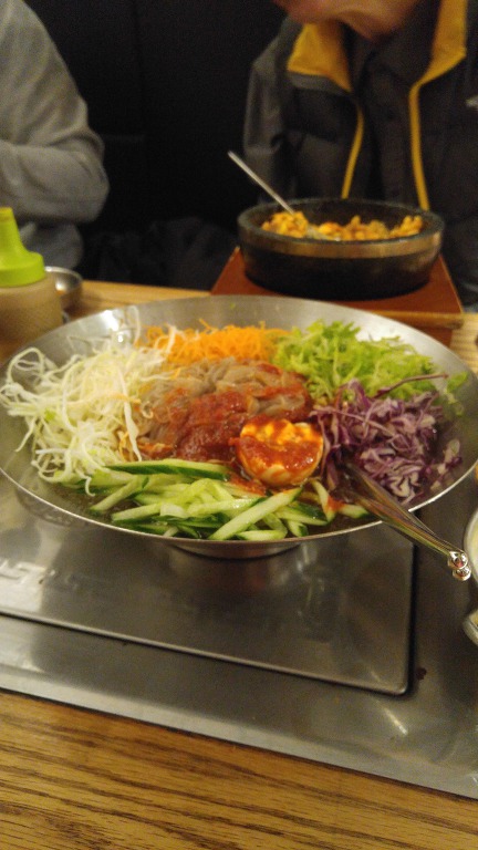 목요일에 싼 김밥과 며느리 생일모임