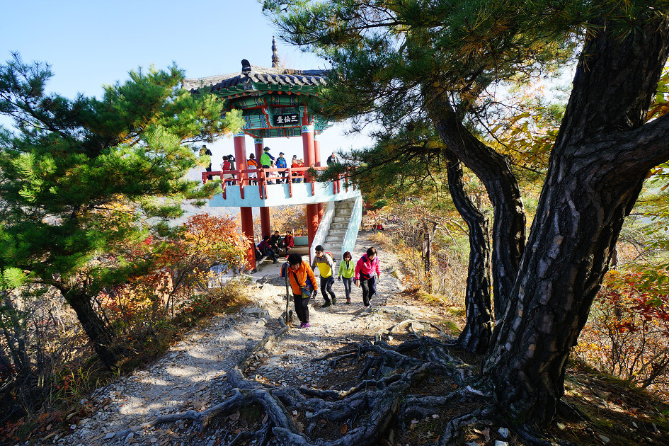 순창 강천산의 일출과 단풍