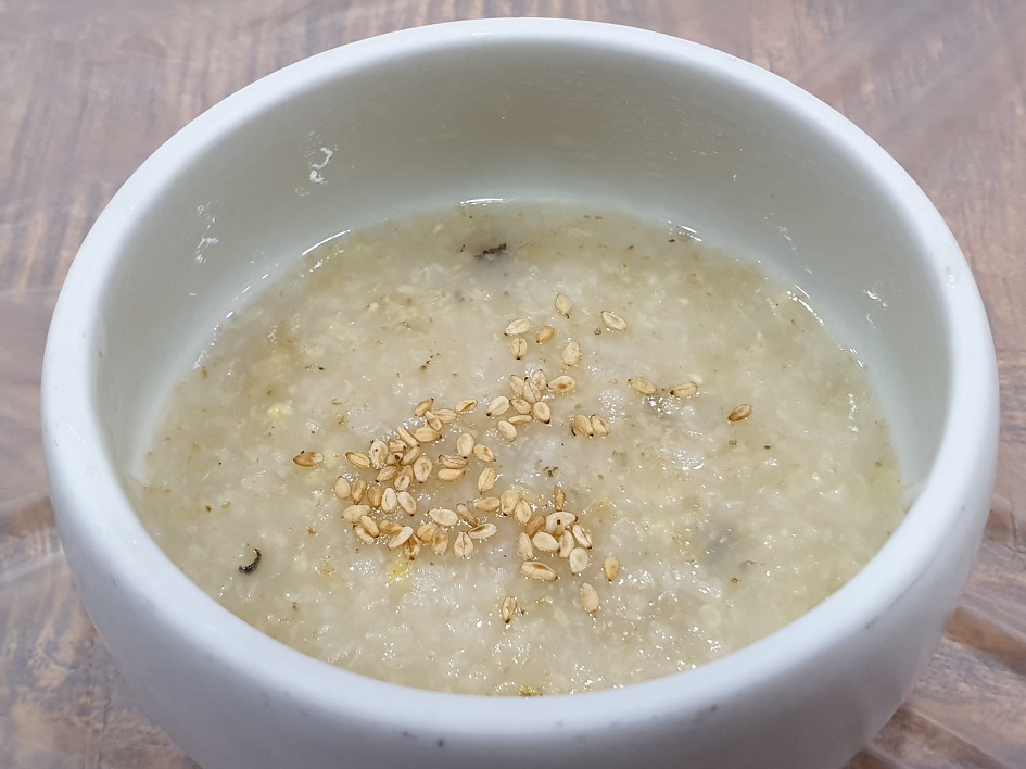 광안리해수욕장을 바라보며 사랑해횟집에서 맛있는 회를....